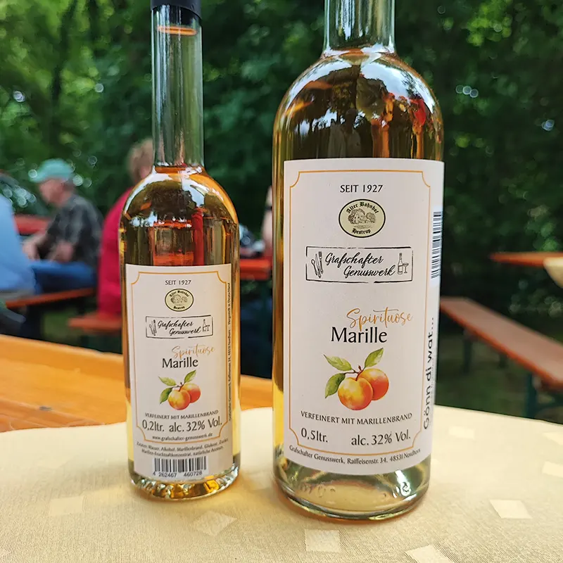 Flasche Marillenbrand von Grafschafter Genusswerk